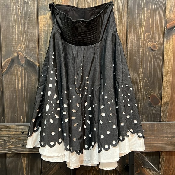 Anthropologie RYU Mini Dress M Black White Cutout Overlay Floral Boho Strapless - Picture 5 of 12